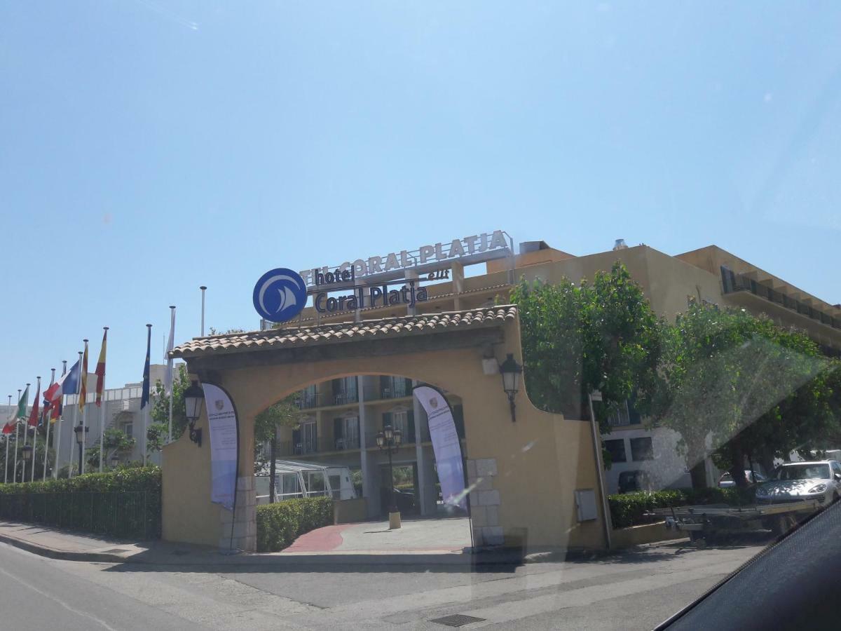 Residencia Platja De Roses Apartamento Exterior foto